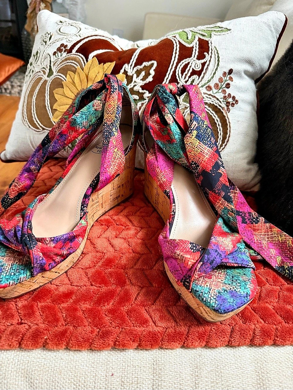 Impo Platform Wedge Sandals Multicolor Printed Wedge Sandals size 8.5
